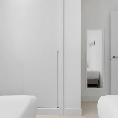 Vivi Homes - Aurelia Pool, Gym & Sea View Fuengirola