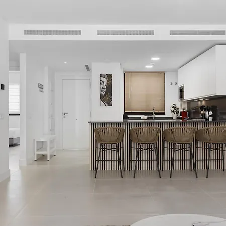 Apartment Vivi Homes - Aurelia Pool, Gym & Sea View Fuengirola