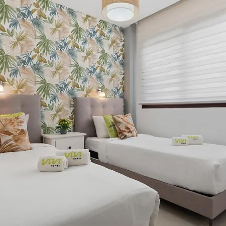 Vivi Homes - Aurelia Pool, Gym & Sea View * Fuengirola