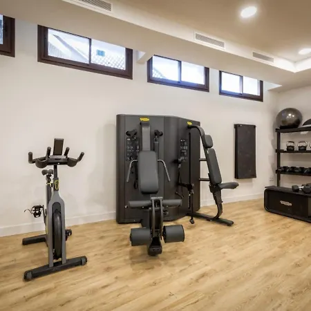 Vivi Homes - Aurelia Pool, Gym & Sea View Apartment Fuengirola