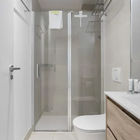 Appartement Vivi Homes - Aurelia Garden, Gym & Sea View *