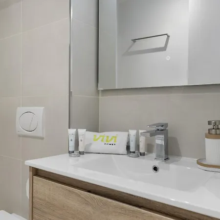 Appartement Vivi Homes - Aurelia Garden, Gym & Sea View *