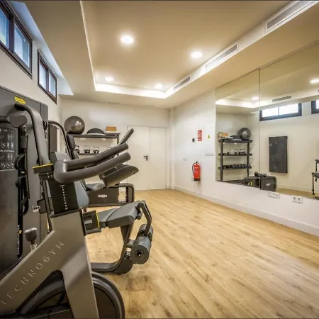 Vivi Homes - Aurelia Garden, Gym & Sea View Appartement